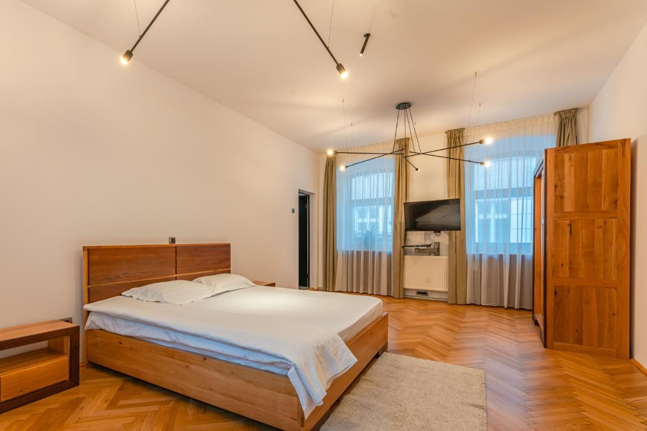 בראשוב Premium Suites Postavarului מראה חיצוני תמונה